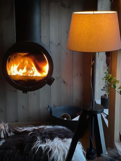 Holiday home Moderne Ved Sjoen Med Badstue