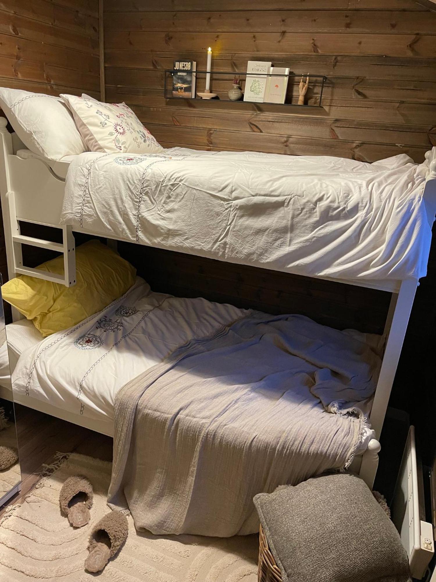 Holiday home Moderne Ved Sjoen Med Badstue *